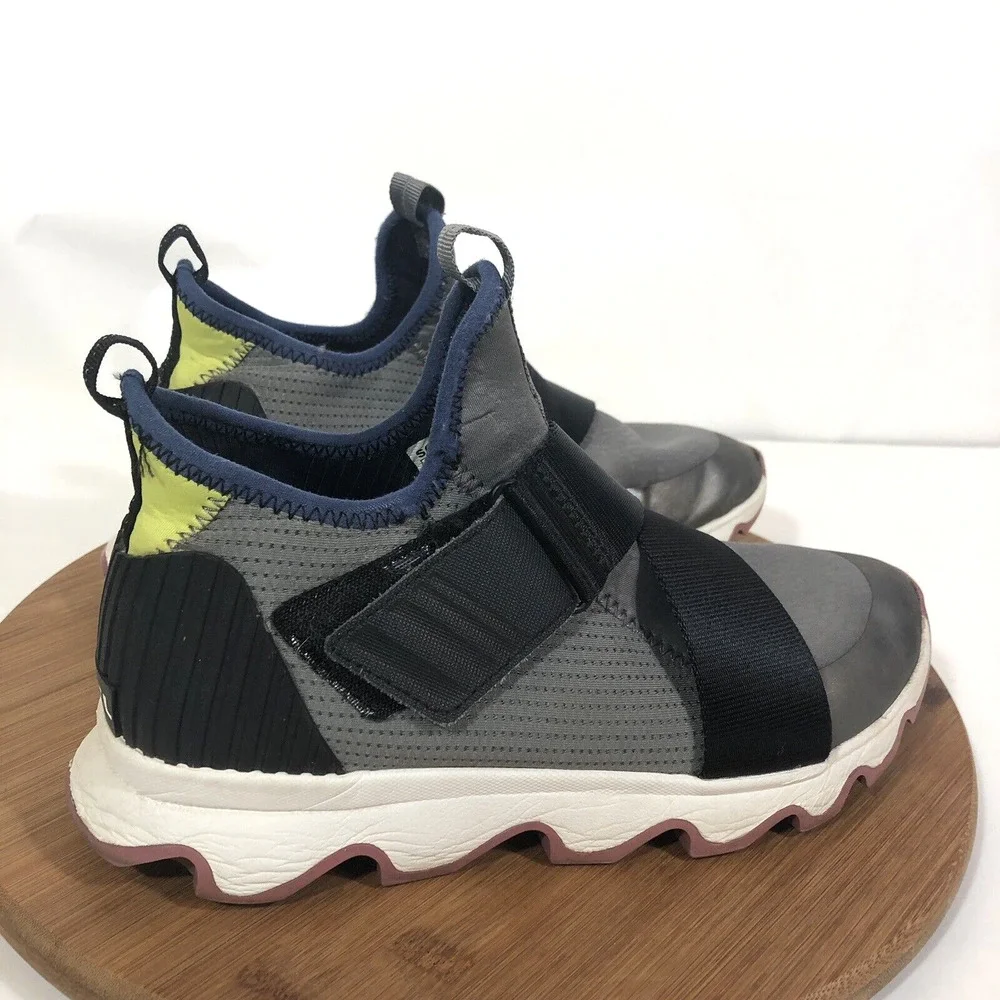 Sorel Kinetic Sneak Quarry Gray NL3774 Sneakers Shoe Women's 8 Low Top Mesh